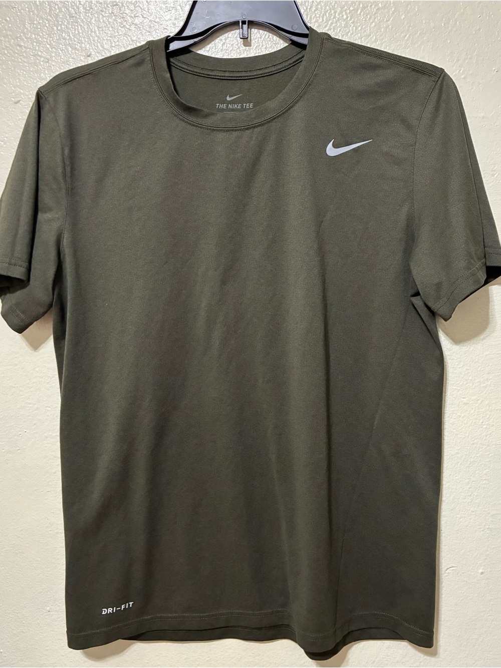 Nike Men’s Dri-FIT Short Sleeve Tee — Olive Green
